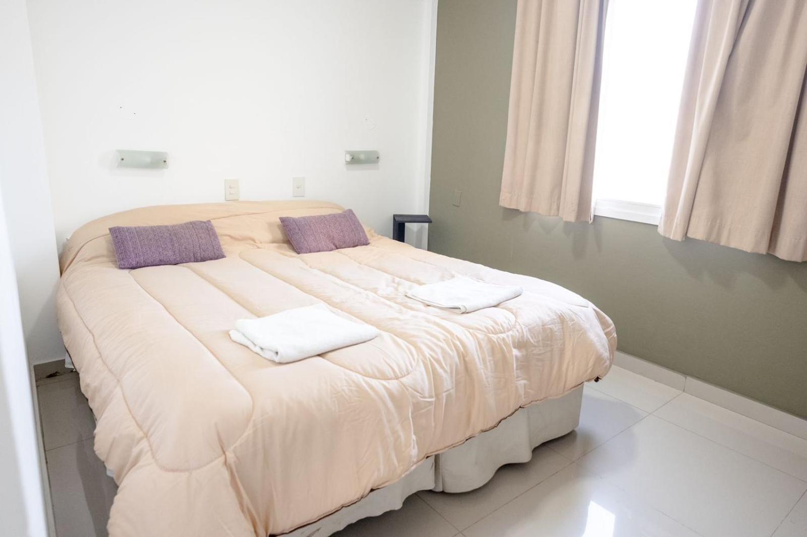 Hotel Plaza Italia Zarate Bagian luar foto